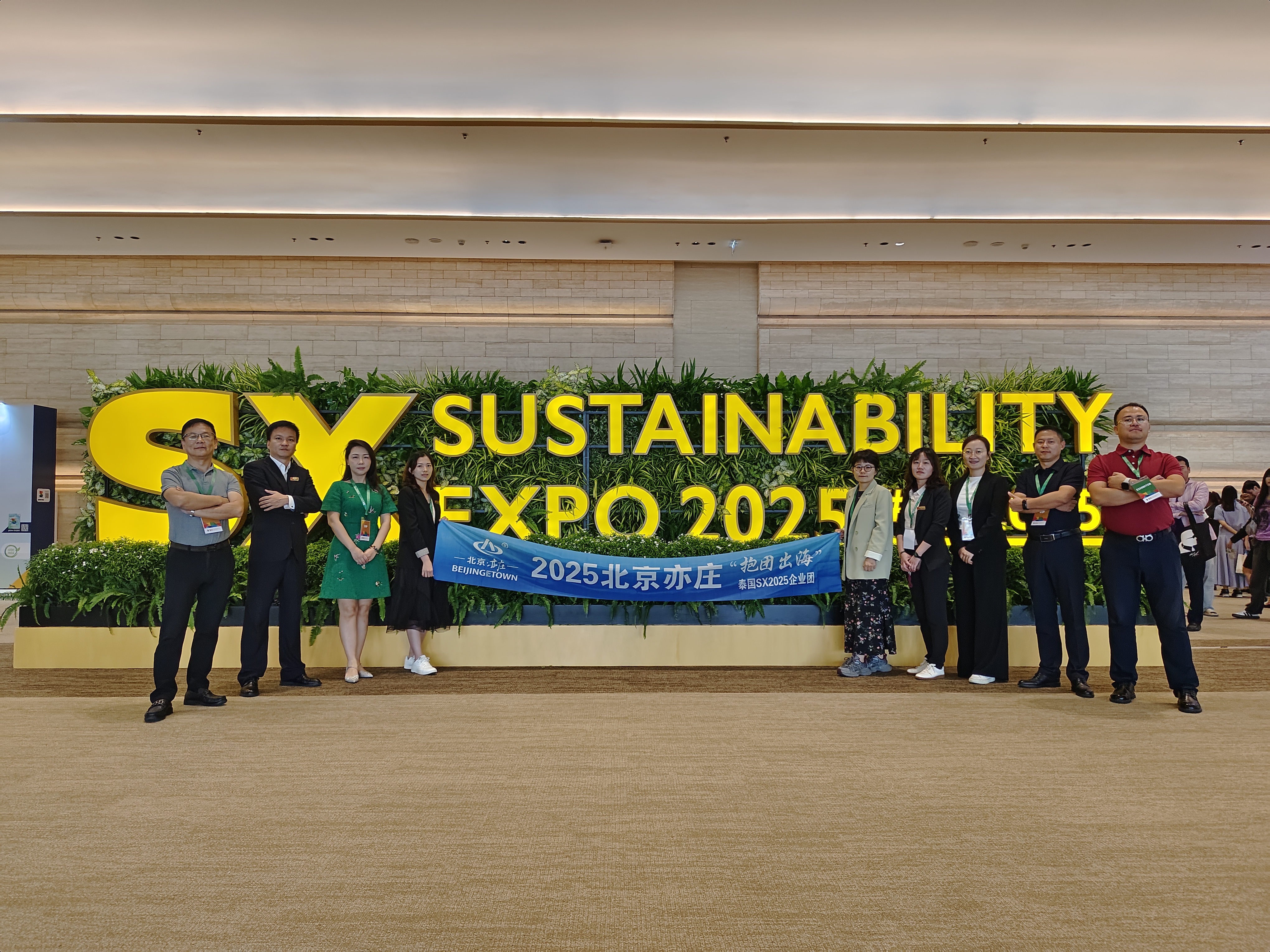 10月31日新闻稿-颖5