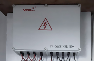 Solar array combiner box 8string